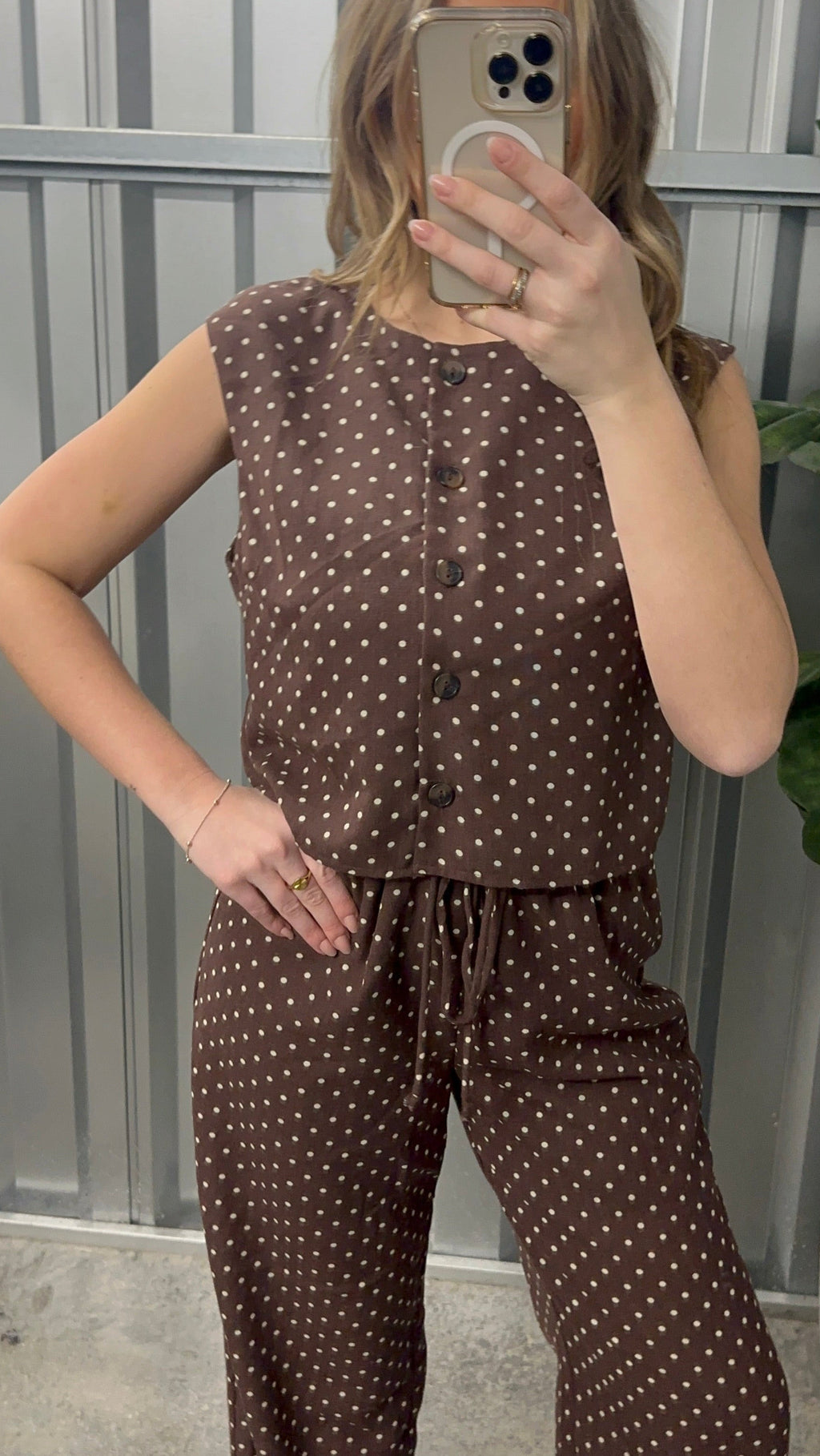 Cocoa Dot Top